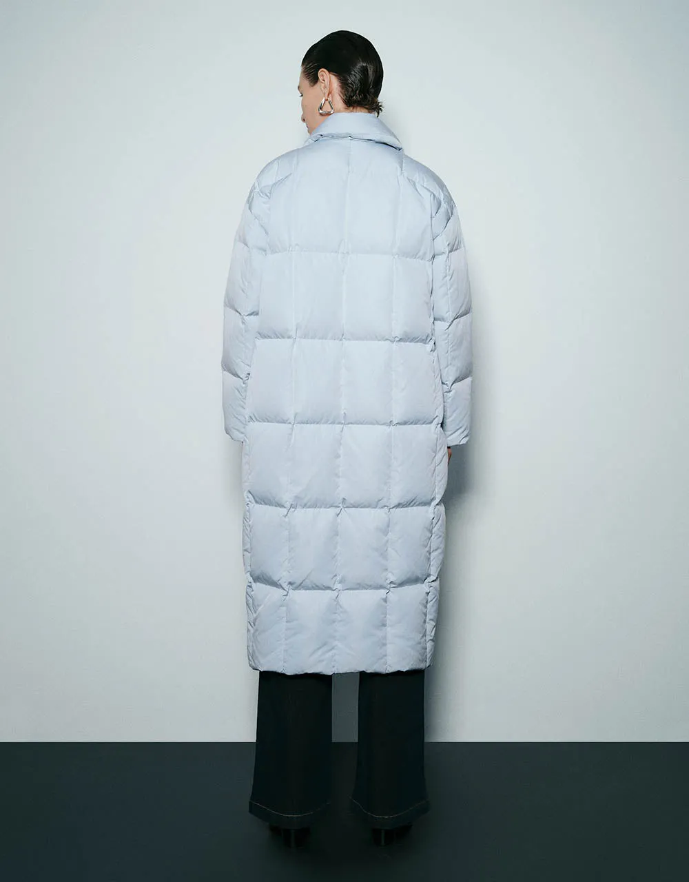 V-Neck Puffer Coat sold by Urban Revivo product image thumbnail 4