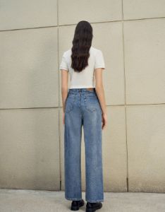 Mid-Waist Regular Jeans sold by Urban Revivo