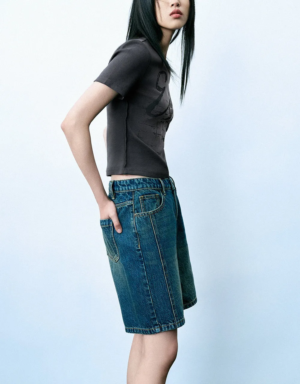 Printed Crew Neck Skinny T-Shirt sold by Urban Revivo product image thumbnail 3