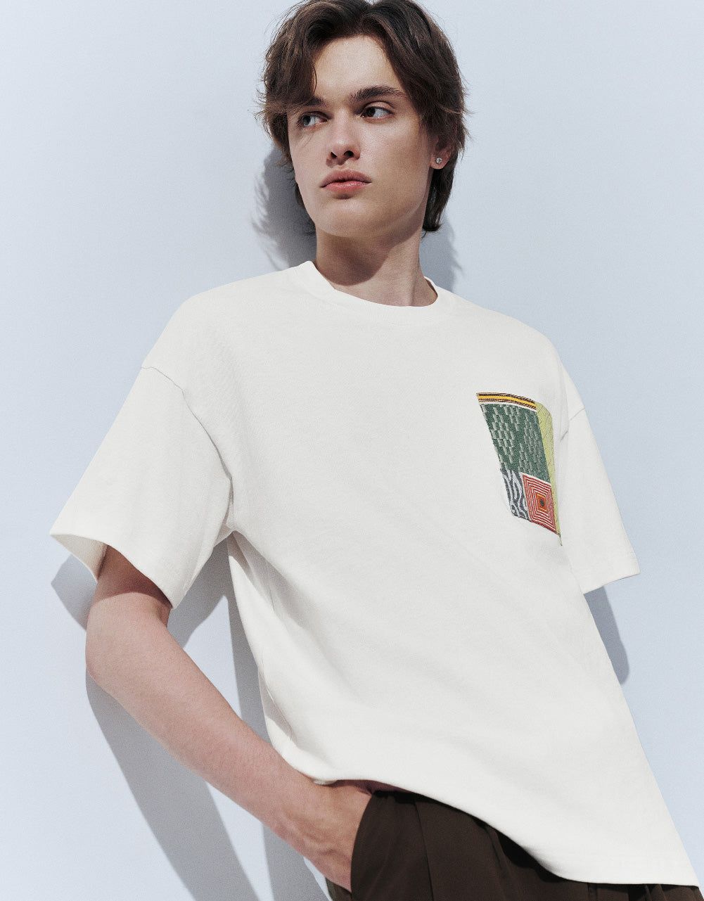 Loose Straight T-Shirt sold by Urban Revivo product image thumbnail 5
