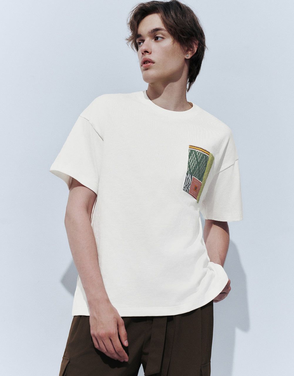 Loose Straight T-Shirt sold by Urban Revivo product image thumbnail 3