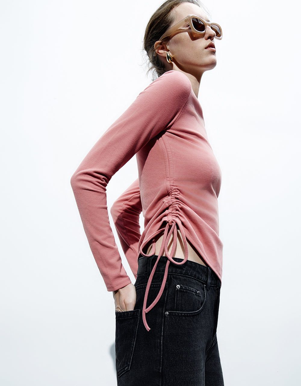 Crew Neck Skinny T-Shirt sold by Urban Revivo product image thumbnail 3