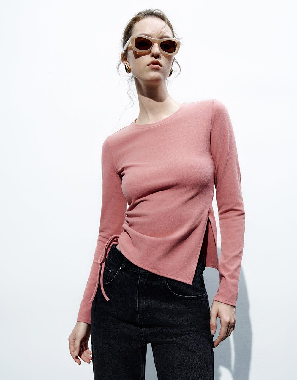 Crew Neck Skinny T-Shirt sold by Urban Revivo