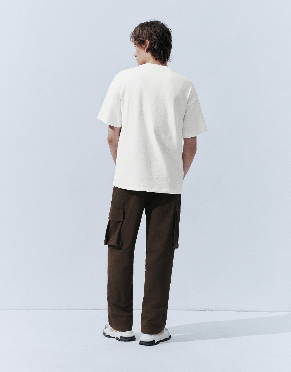 Loose Straight T-Shirt sold by Urban Revivo product image thumbnail 4