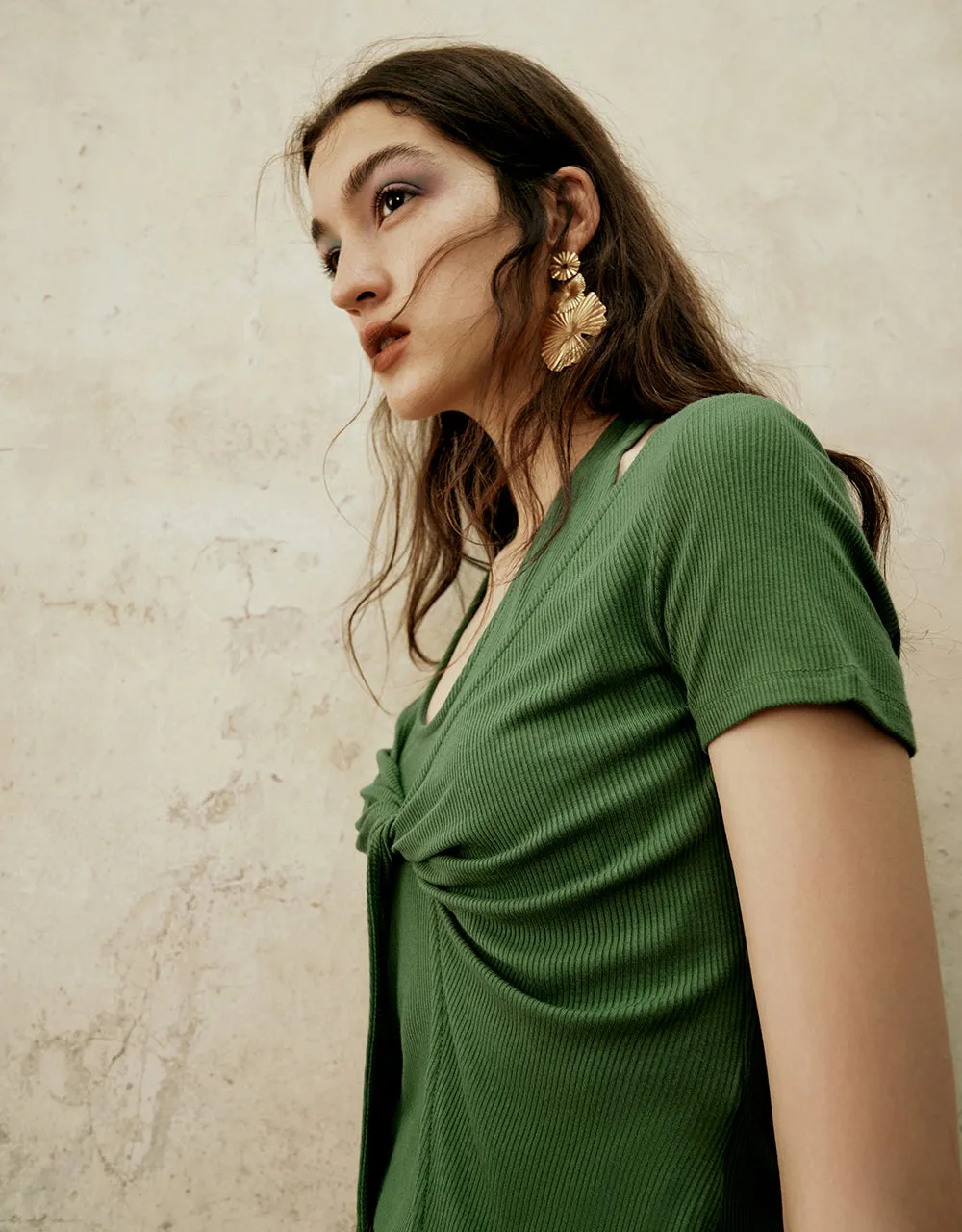 Halter Neck Knitted Skinny T-Shirt sold by Urban Revivo product image thumbnail 4