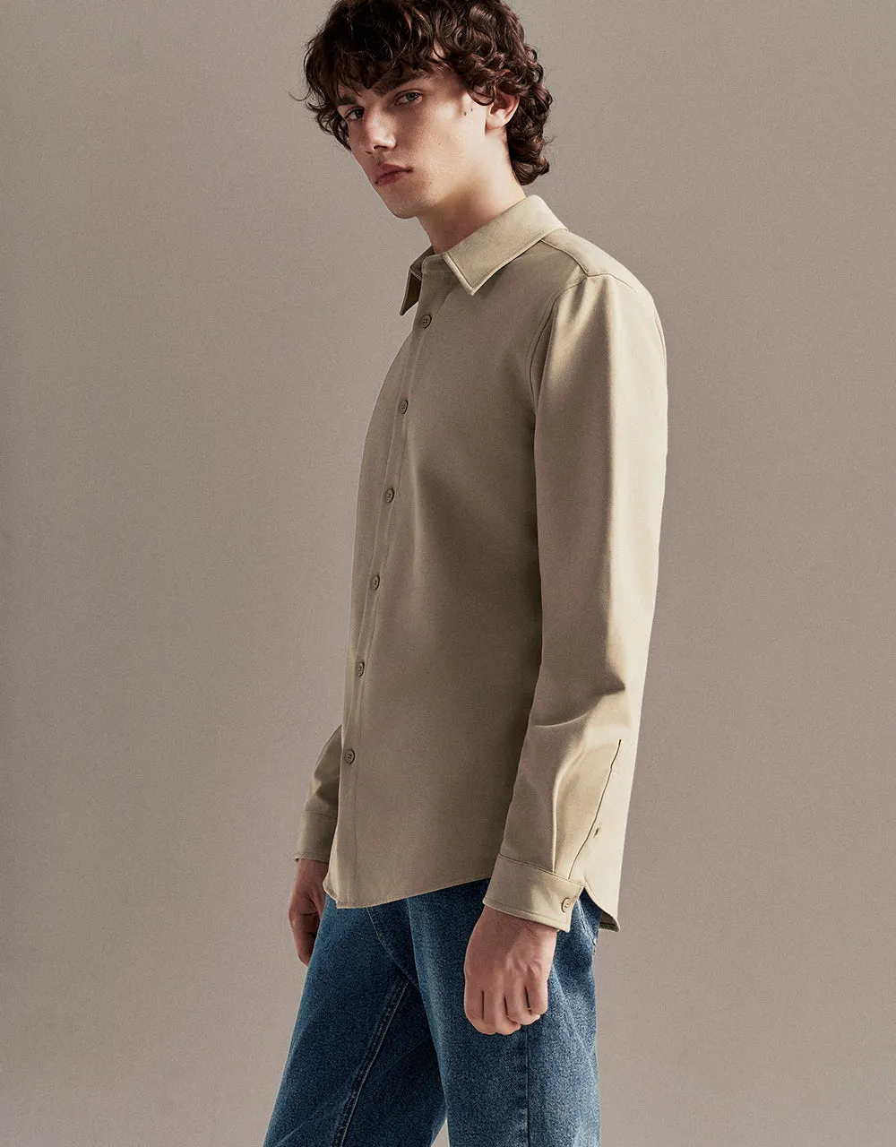Button Up Straight Shirt sold by Urban Revivo product image thumbnail 3