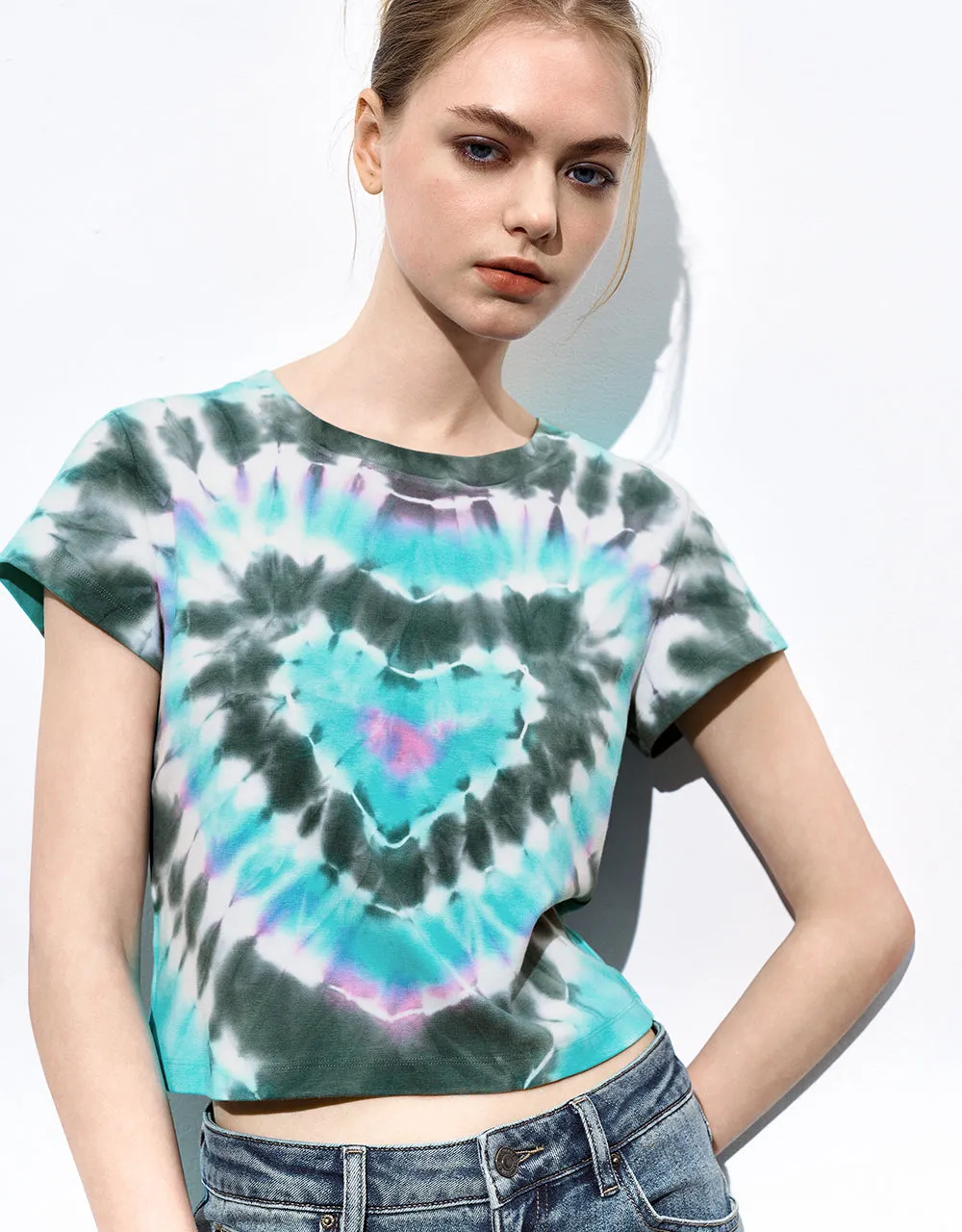 Printed Crew Neck Skinny T-Shirt sold by Urban Revivo product image thumbnail 4