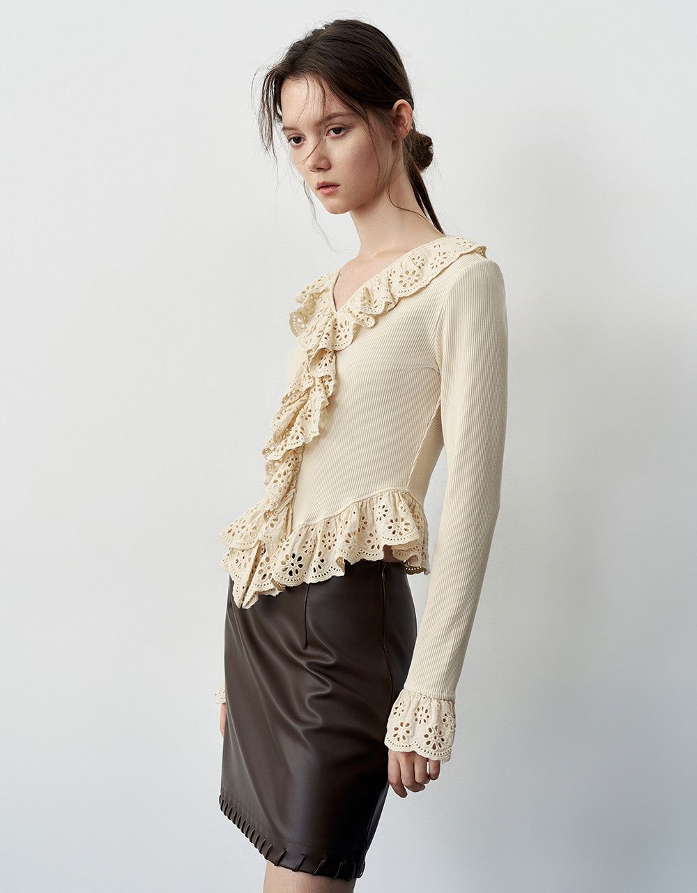 Ruffle V-Neck Skinny T-Shirt sold by Urban Revivo product image thumbnail 3