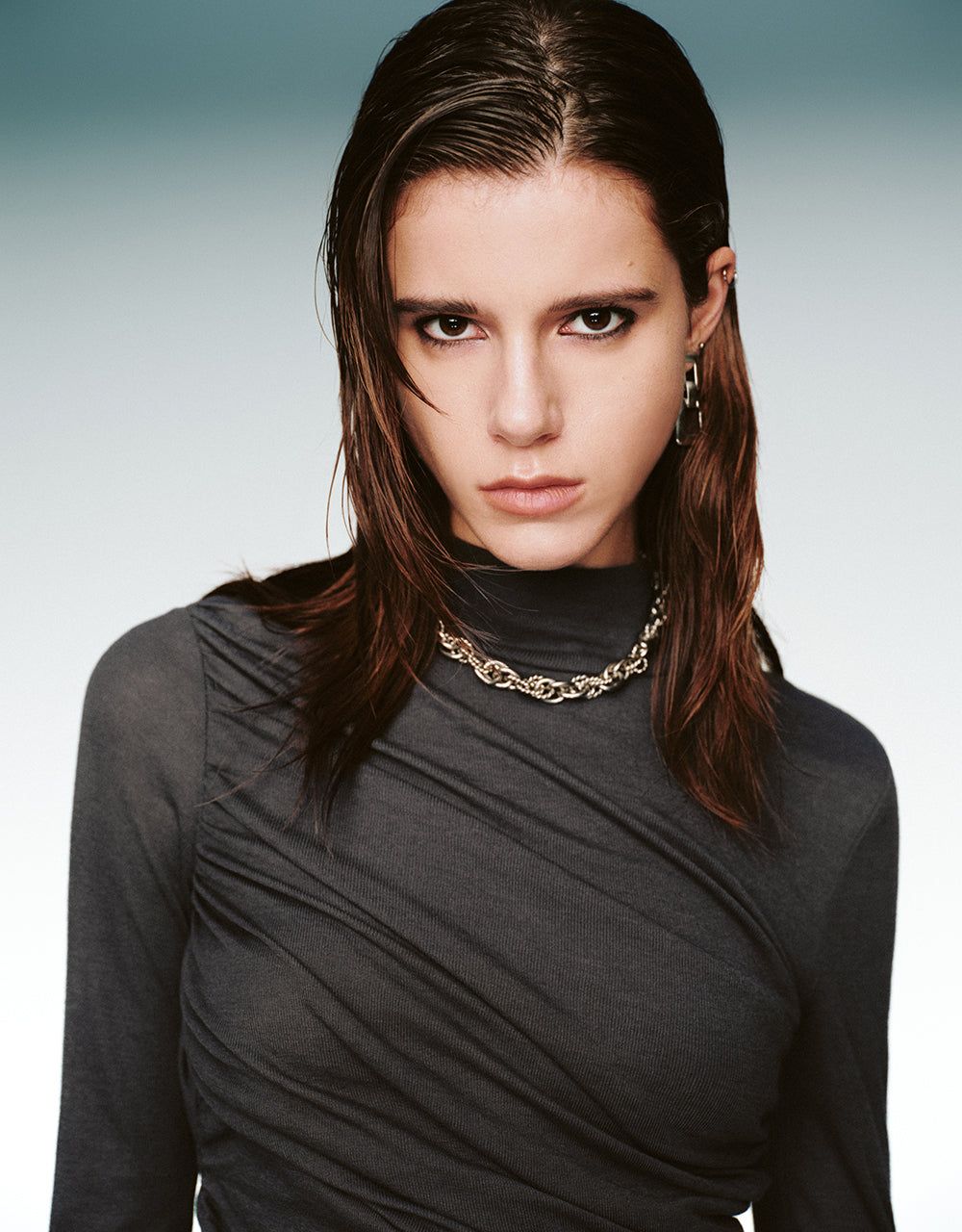 Ruched Turtle Neck Skinny T-Shirt sold by Urban Revivo product image thumbnail 5