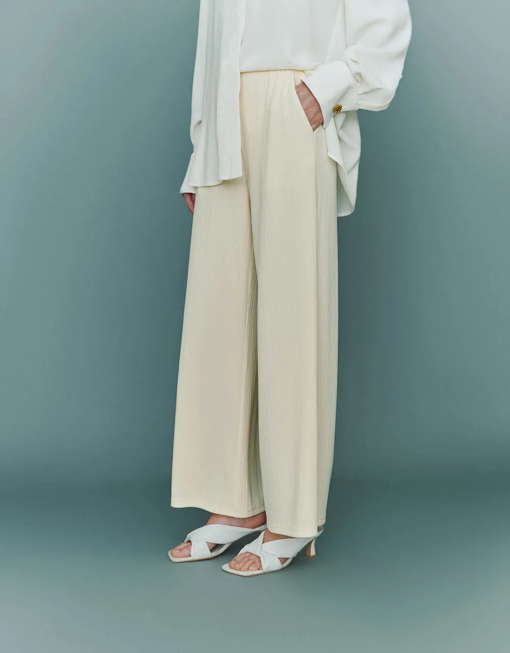 Knitted Wide-Leg Pants sold by Urban Revivo product image thumbnail 4