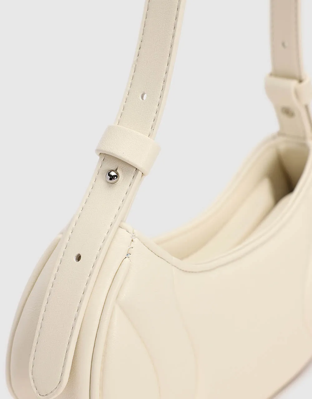 Embossed Vegan Learther Shoulder Bag sold by Urban Revivo product image thumbnail 5