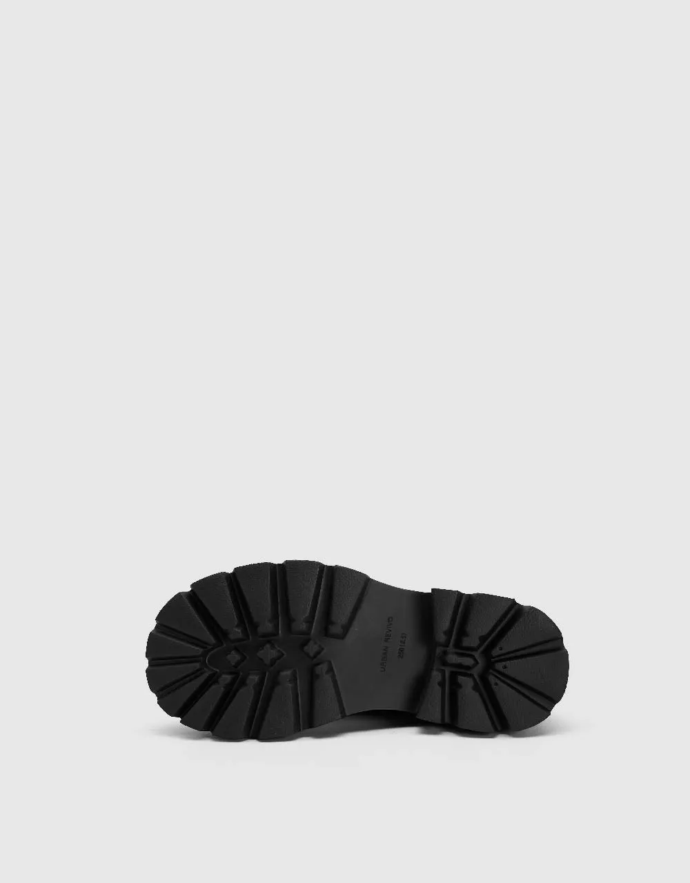 Vegan Leather Round Toe Pumps sold by Urban Revivo product image thumbnail 4