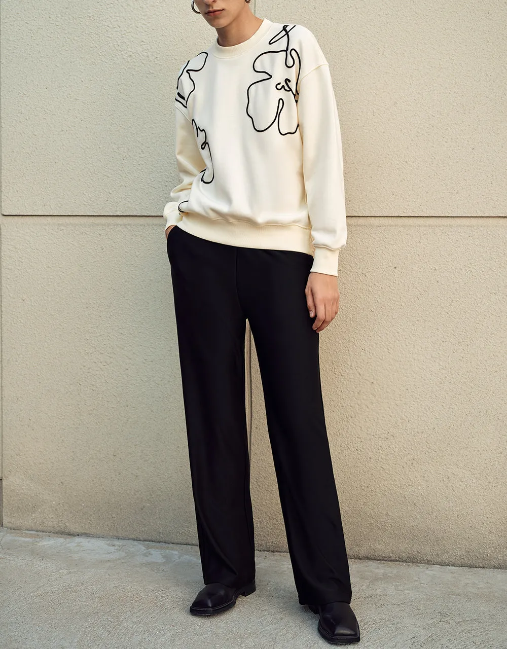 Elastic Waist Knitted Straight Pants sold by Urban Revivo product image thumbnail 4