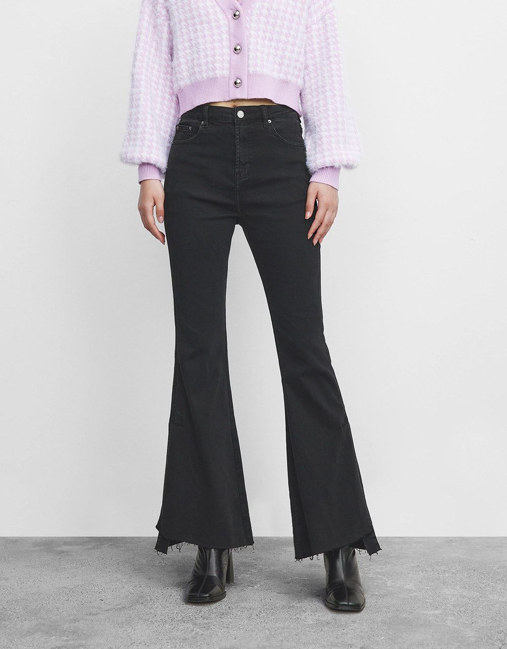 Slit Hem Flare Jeans sold by Urban Revivo product image thumbnail 2