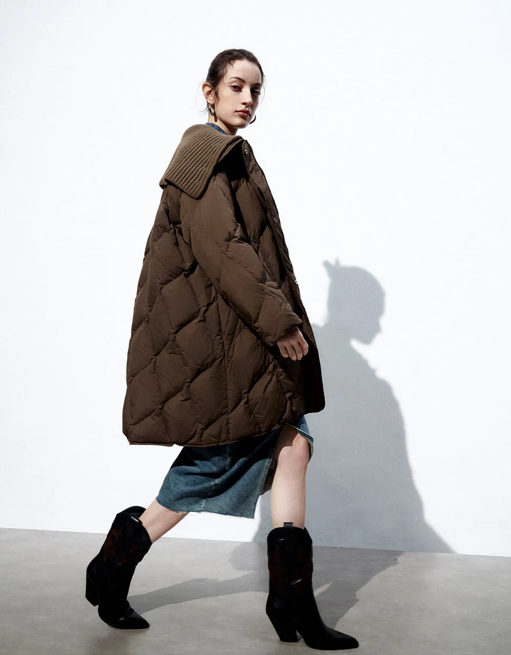 Straight Cowl Neck Down Jacket sold by Urban Revivo product image thumbnail 3