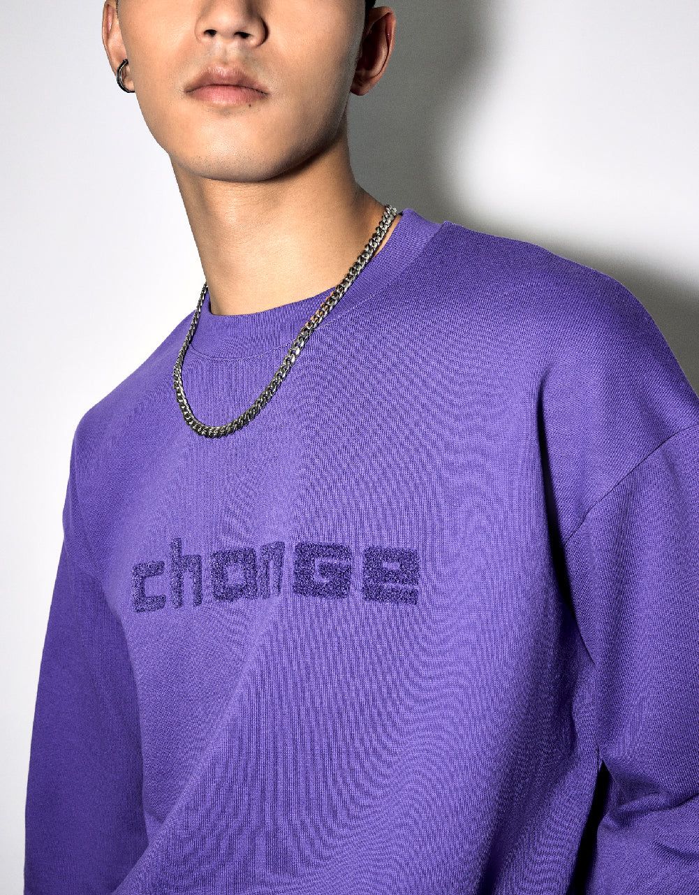 Letter Embossed Crew Neck Sweatshirt sold by Urban Revivo product image thumbnail 5