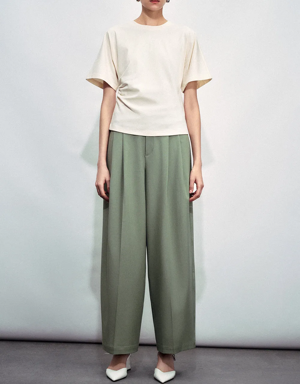 Tailored Long Wide-Leg Pants sold by Urban Revivo product image thumbnail 2