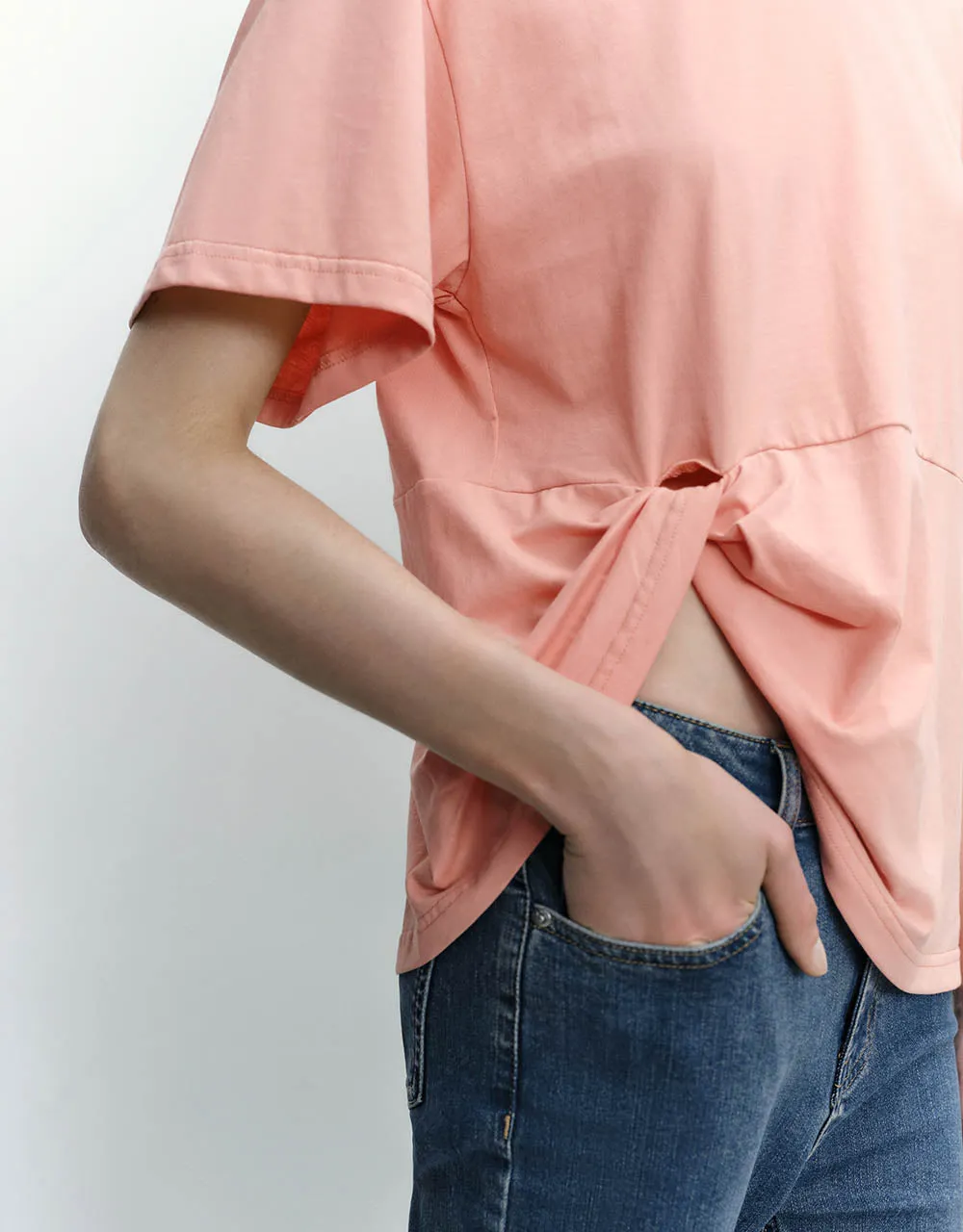 Asymmetric Crew Neck T-Shirt sold by Urban Revivo product image thumbnail 4