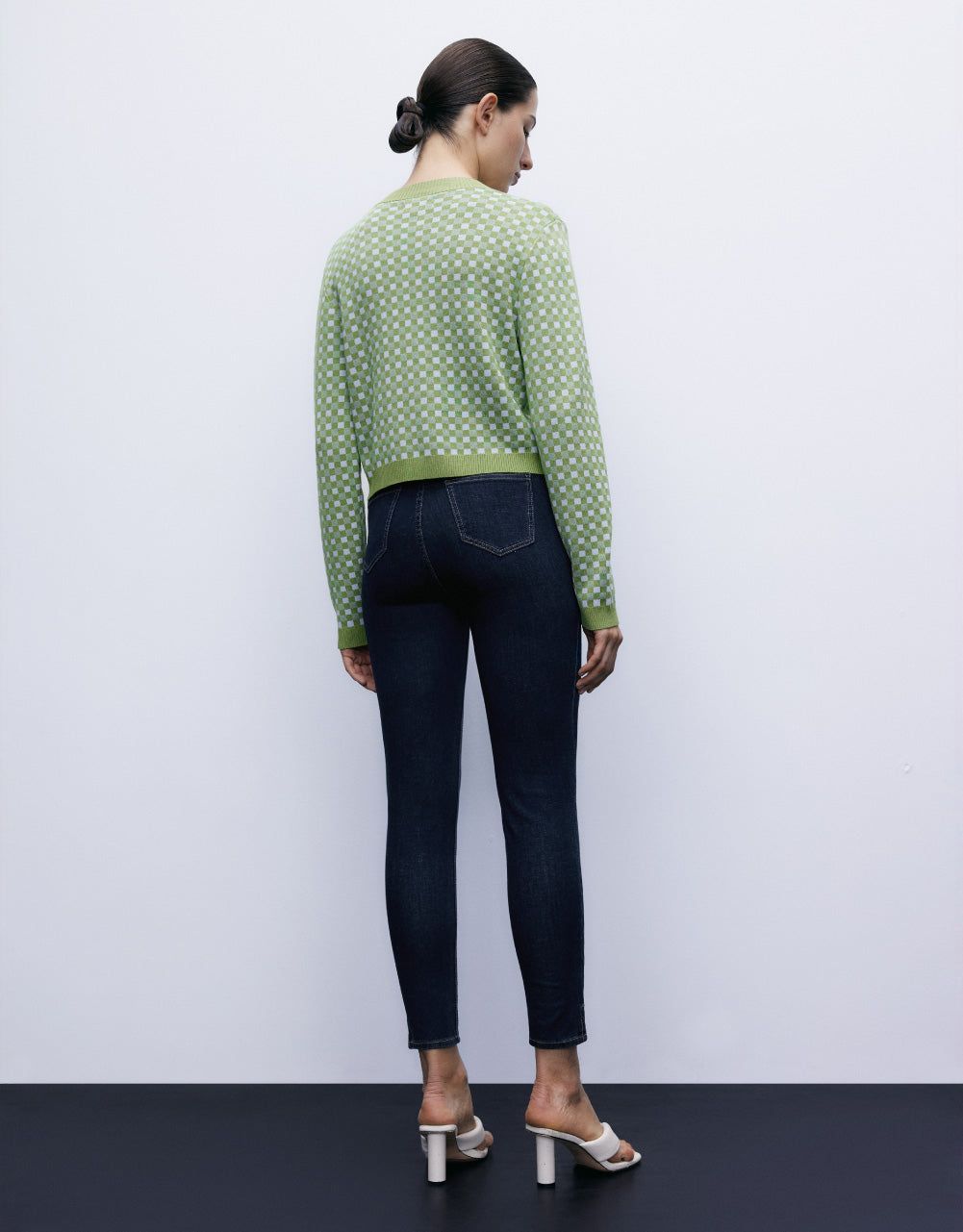 Checkered Button Up Cardigan sold by Urban Revivo product image thumbnail 4