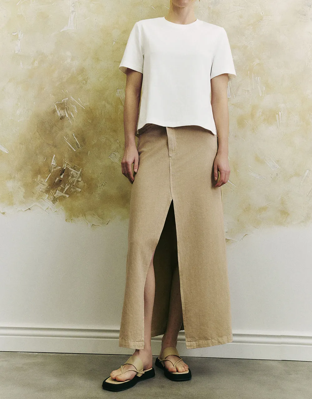 Split Hem Straight Denim Skirt sold by Urban Revivo product image thumbnail 2