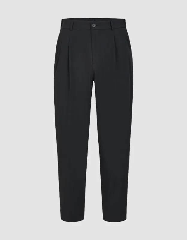 Carrot Fit Pants sold by Urban Revivo