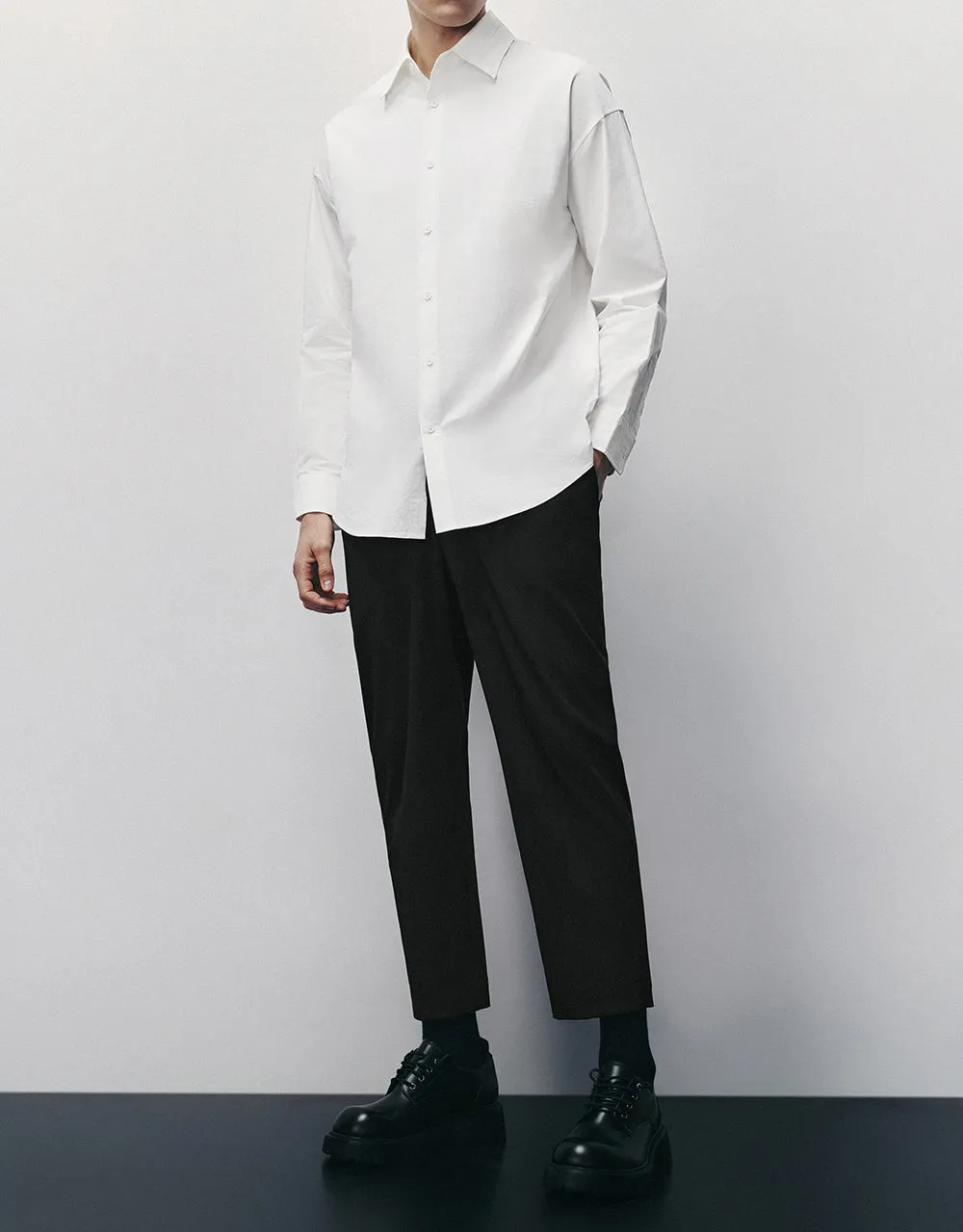 Carrot Fit Pants sold by Urban Revivo product image thumbnail 4