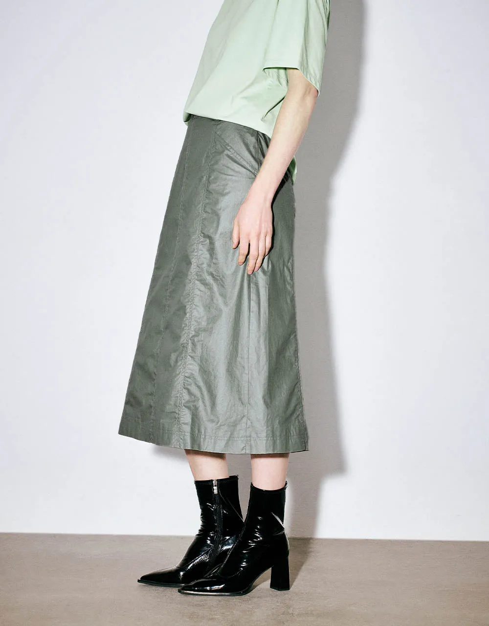 Midi A-Line Skirt sold by Urban Revivo product image thumbnail 4