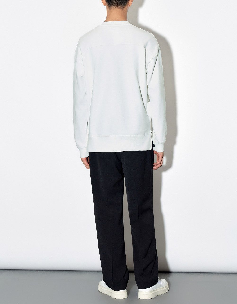 Crew Neck Straight Sweatshirt sold by Urban Revivo product image thumbnail 4