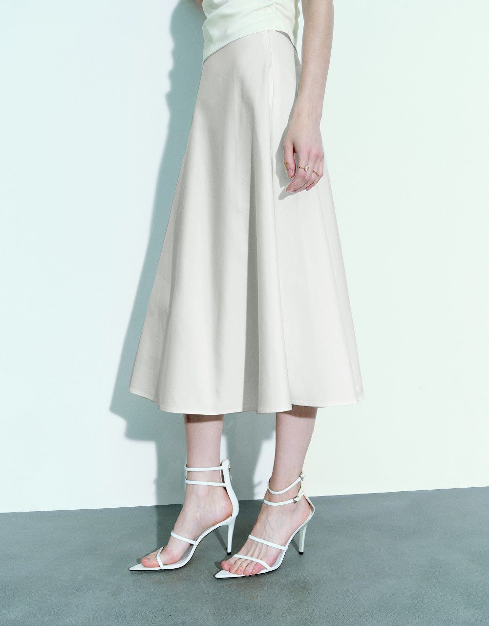 Midi A-Line Skirt sold by Urban Revivo product image thumbnail 4