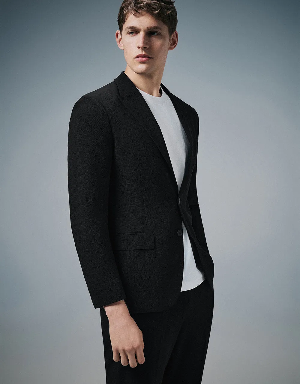 Notch Lapel Tailored Blazer sold by Urban Revivo product image thumbnail 3