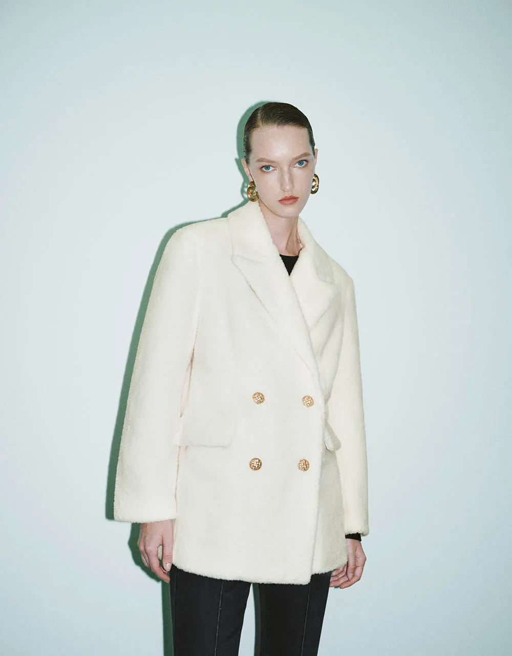 Furry Straight Blazer Coat sold by Urban Revivo product image thumbnail 2