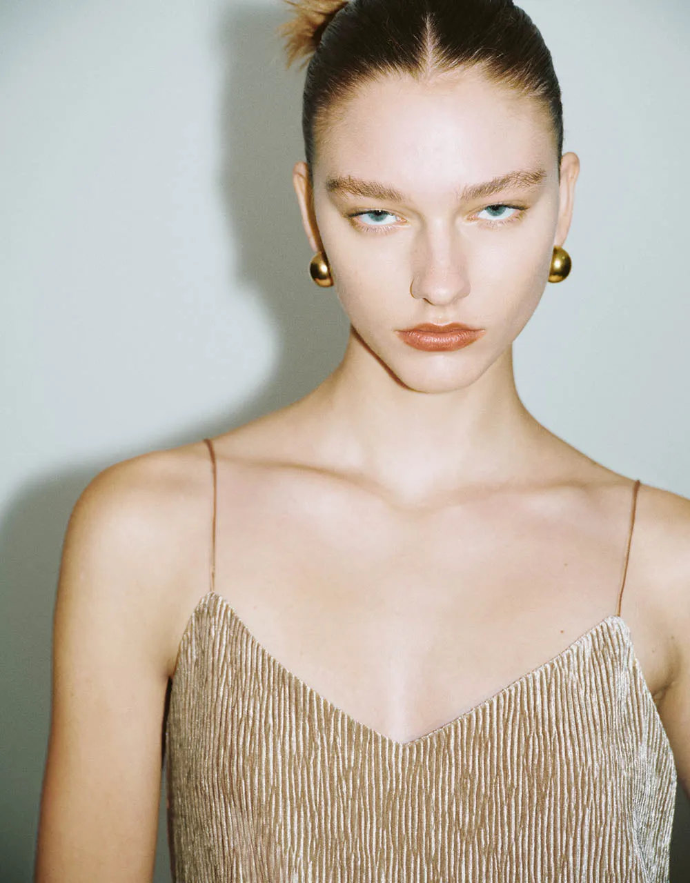 V-Neck Straight Cami Top sold by Urban Revivo product image thumbnail 4