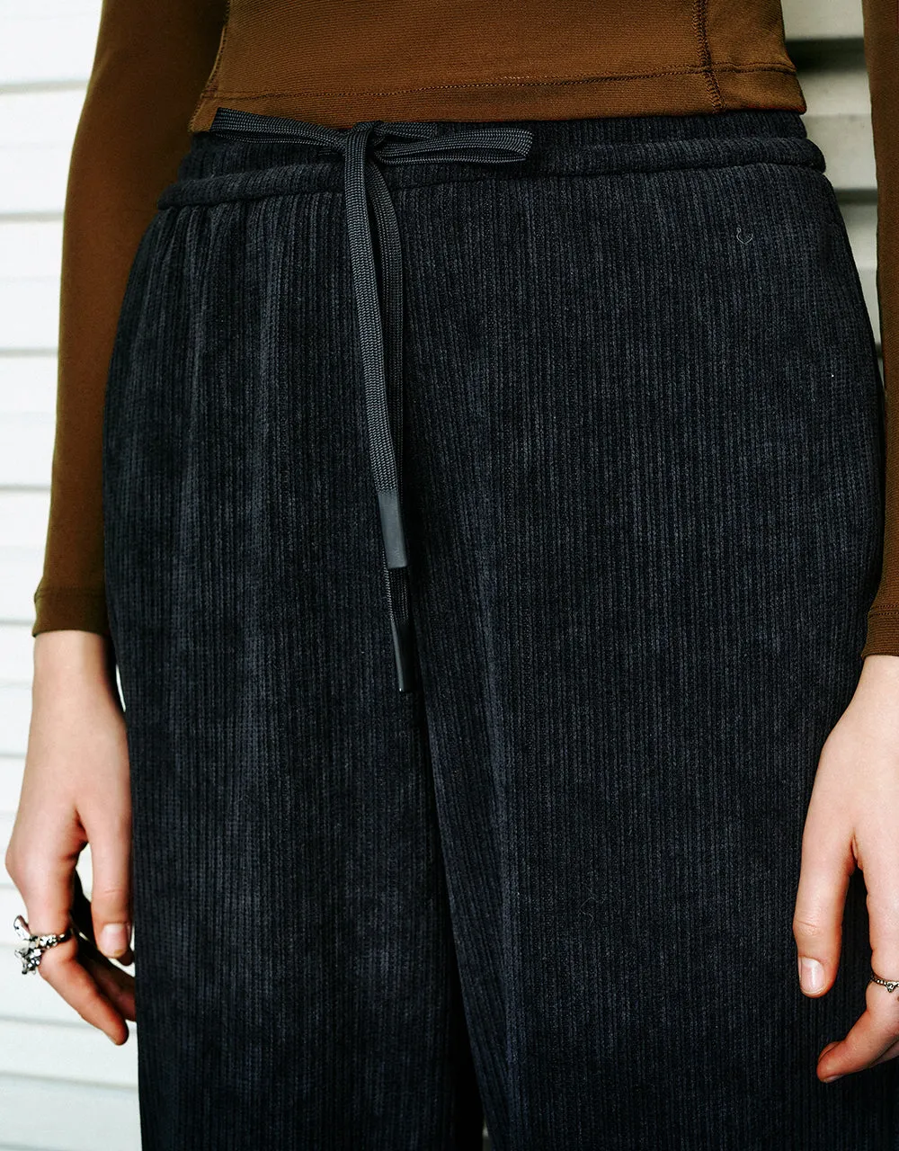 Drawstring Waist Knitted Wide-Leg Pants sold by Urban Revivo product image thumbnail 5