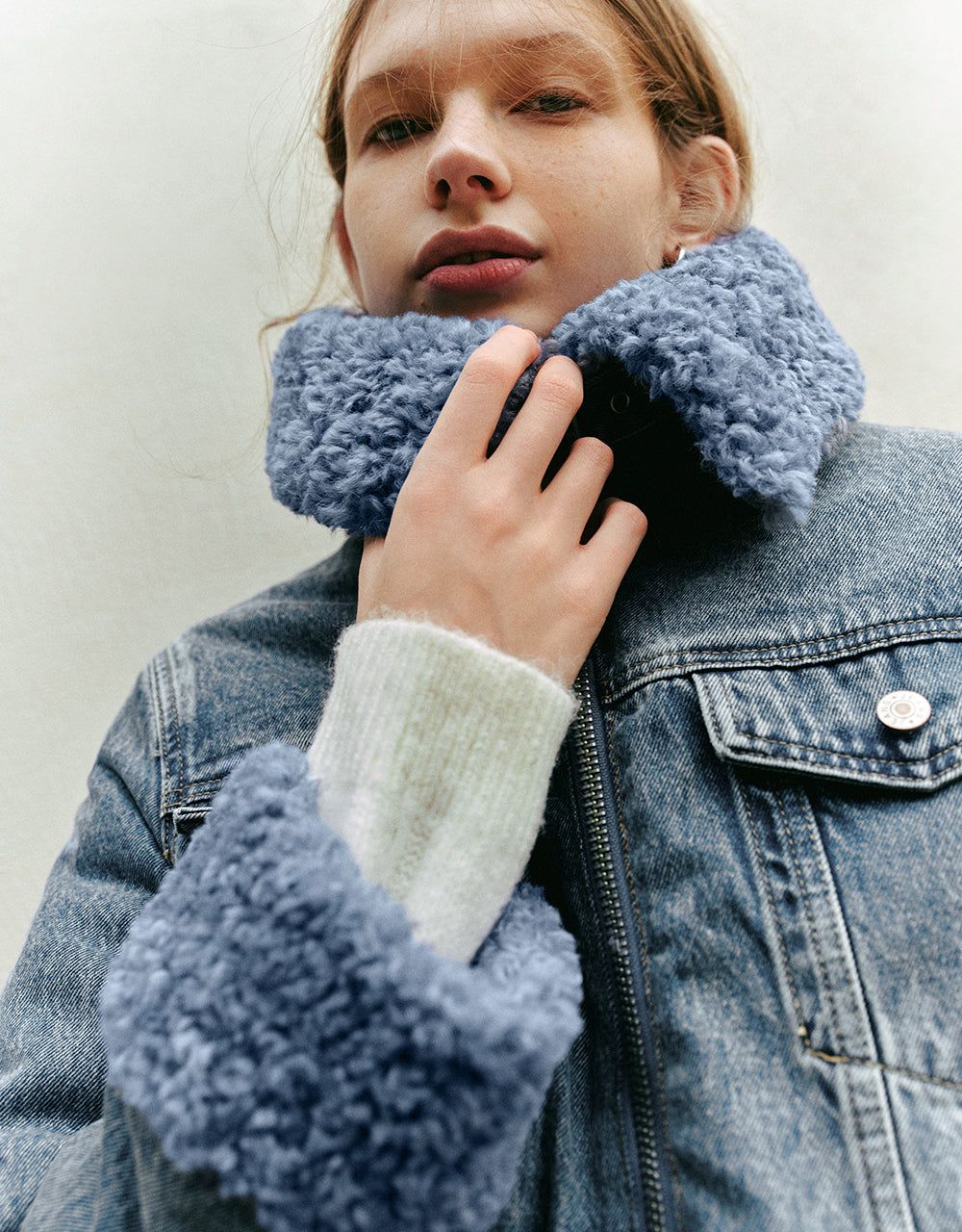 Zipper Front Furry Denim Jacket sold by Urban Revivo product image thumbnail 4