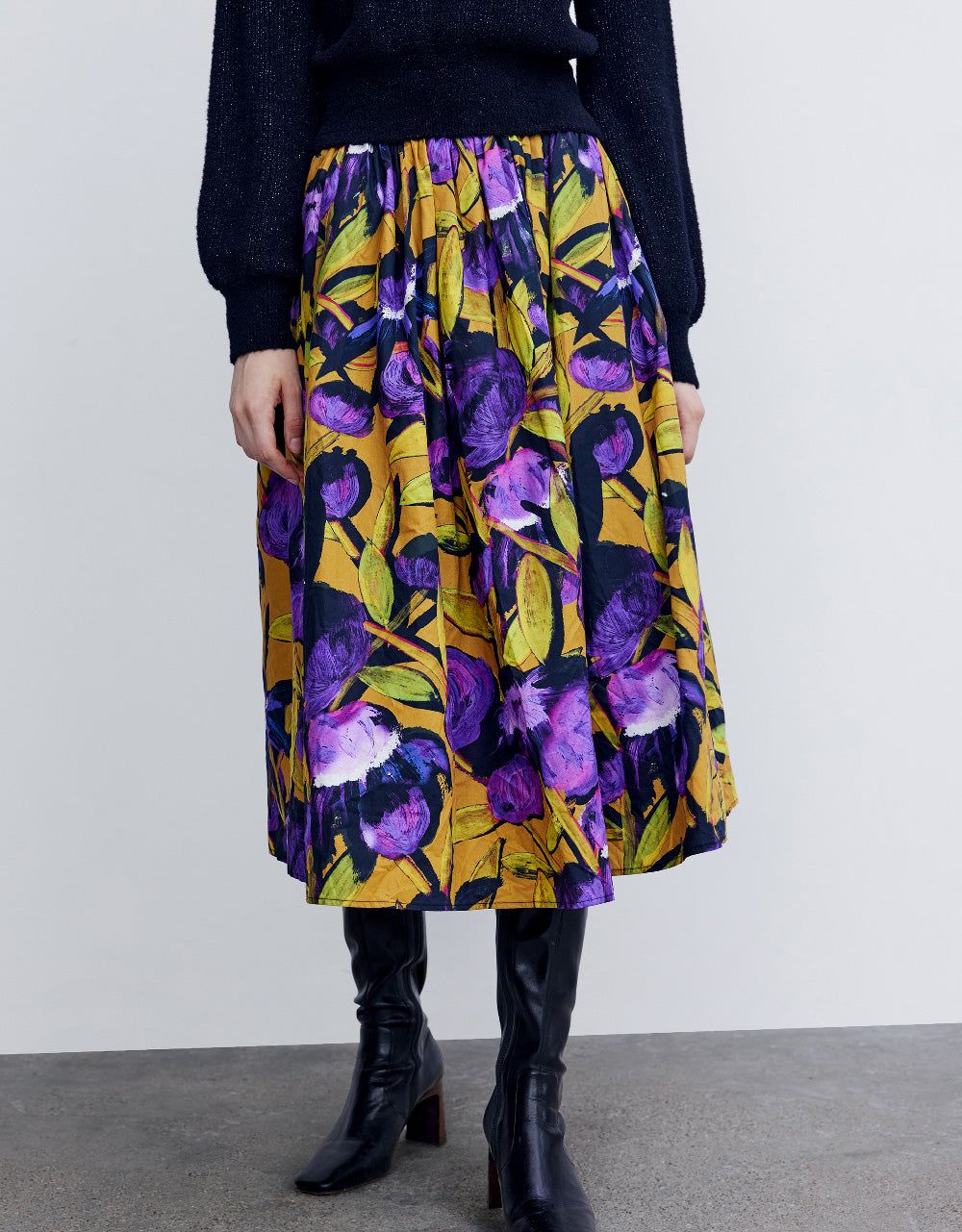 Flower Printed A-Line Skirt sold by Urban Revivo product image thumbnail 2