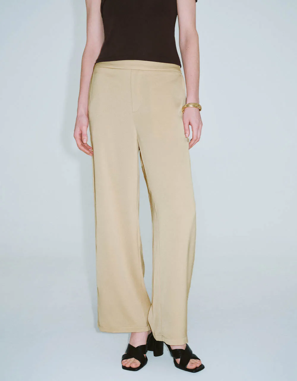 Straight Pants sold by Urban Revivo product image thumbnail 2