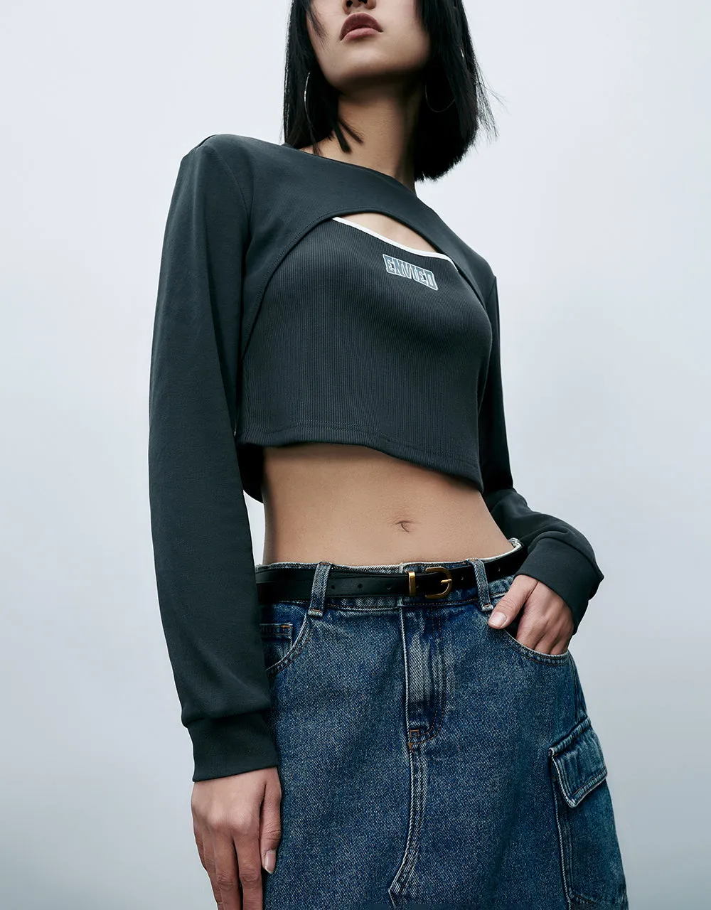 Cut-Out Crew Neck Knitted T-Shirt sold by Urban Revivo product image thumbnail 3