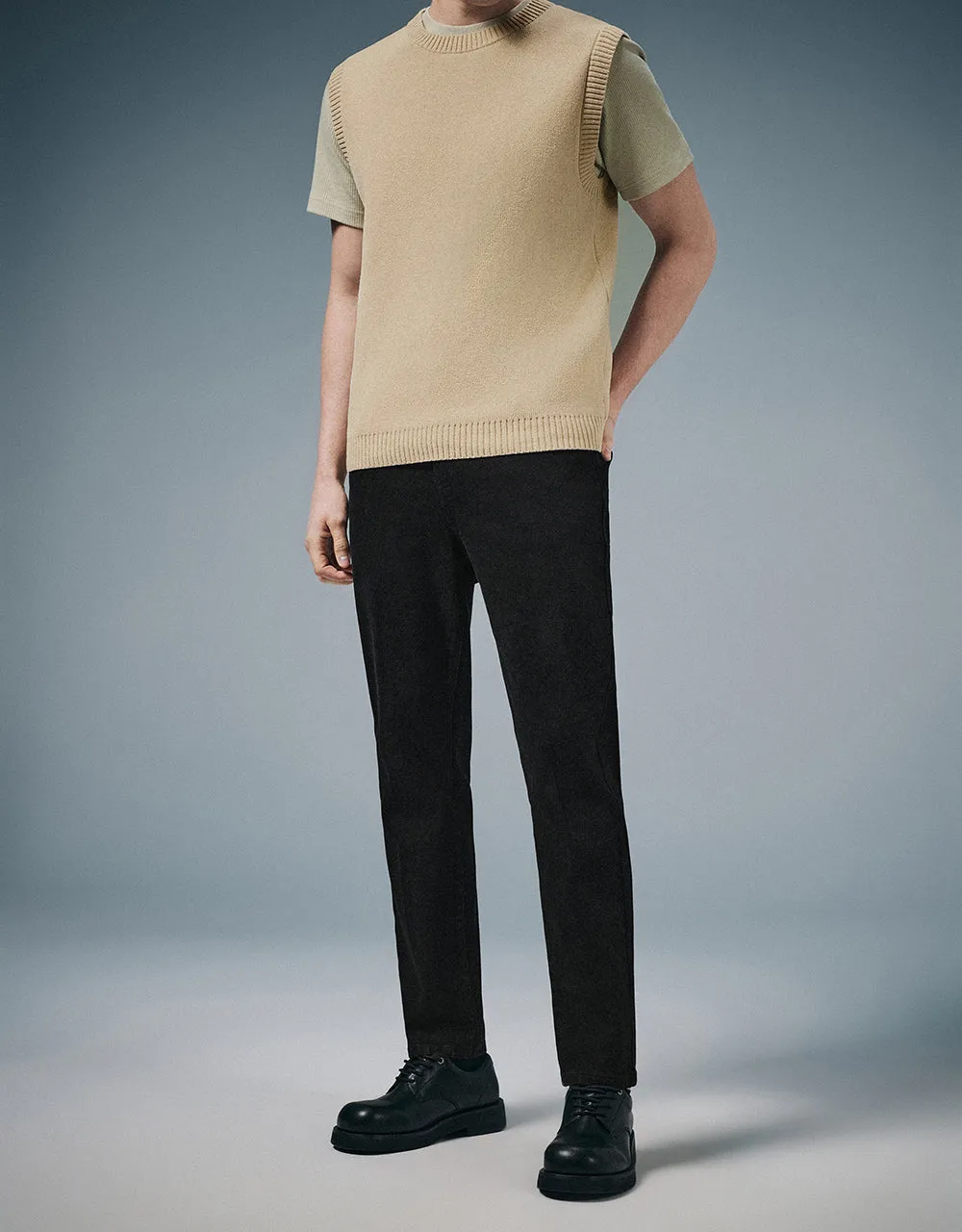 Loose Straight Jeans sold by Urban Revivo product image thumbnail 4