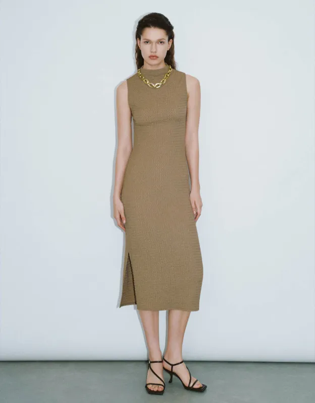 Stand Collar Straight Knitted Dress sold by Urban Revivo