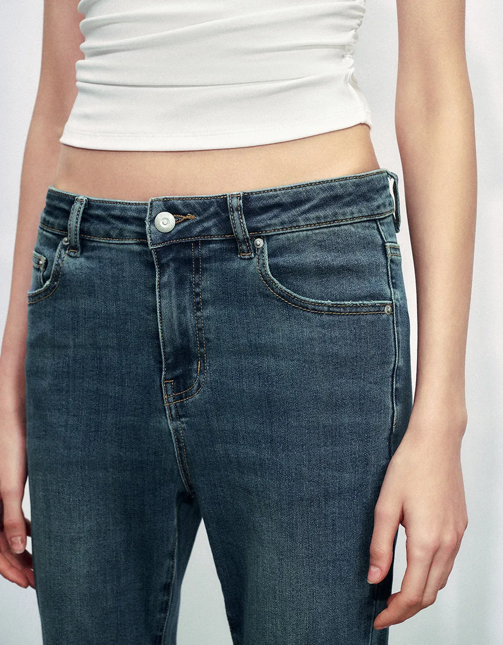 Skinny Flare Jeans sold by Urban Revivo product image thumbnail 5