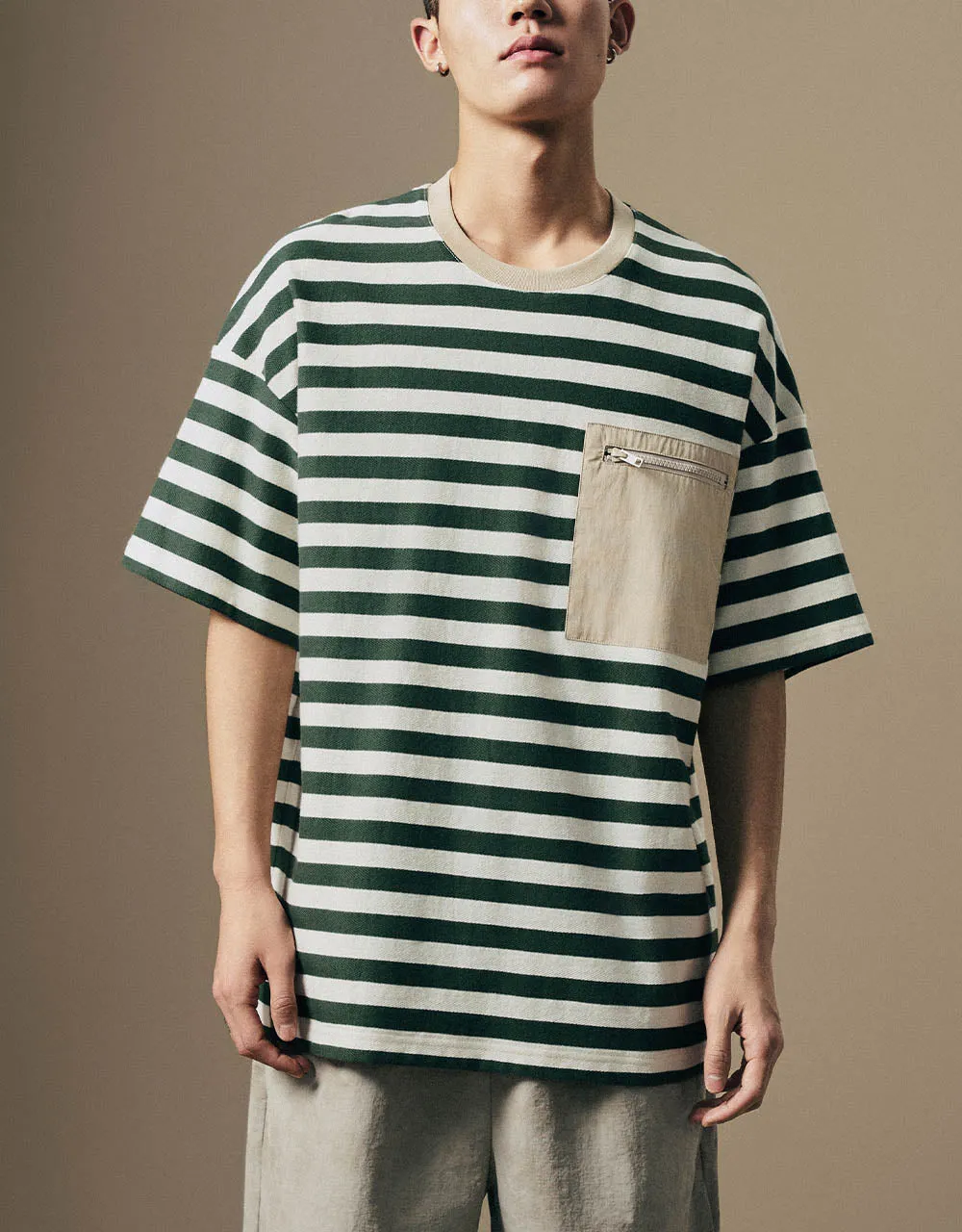 Striped Crew Neck Straight T-Shirt sold by Urban Revivo product image thumbnail 2