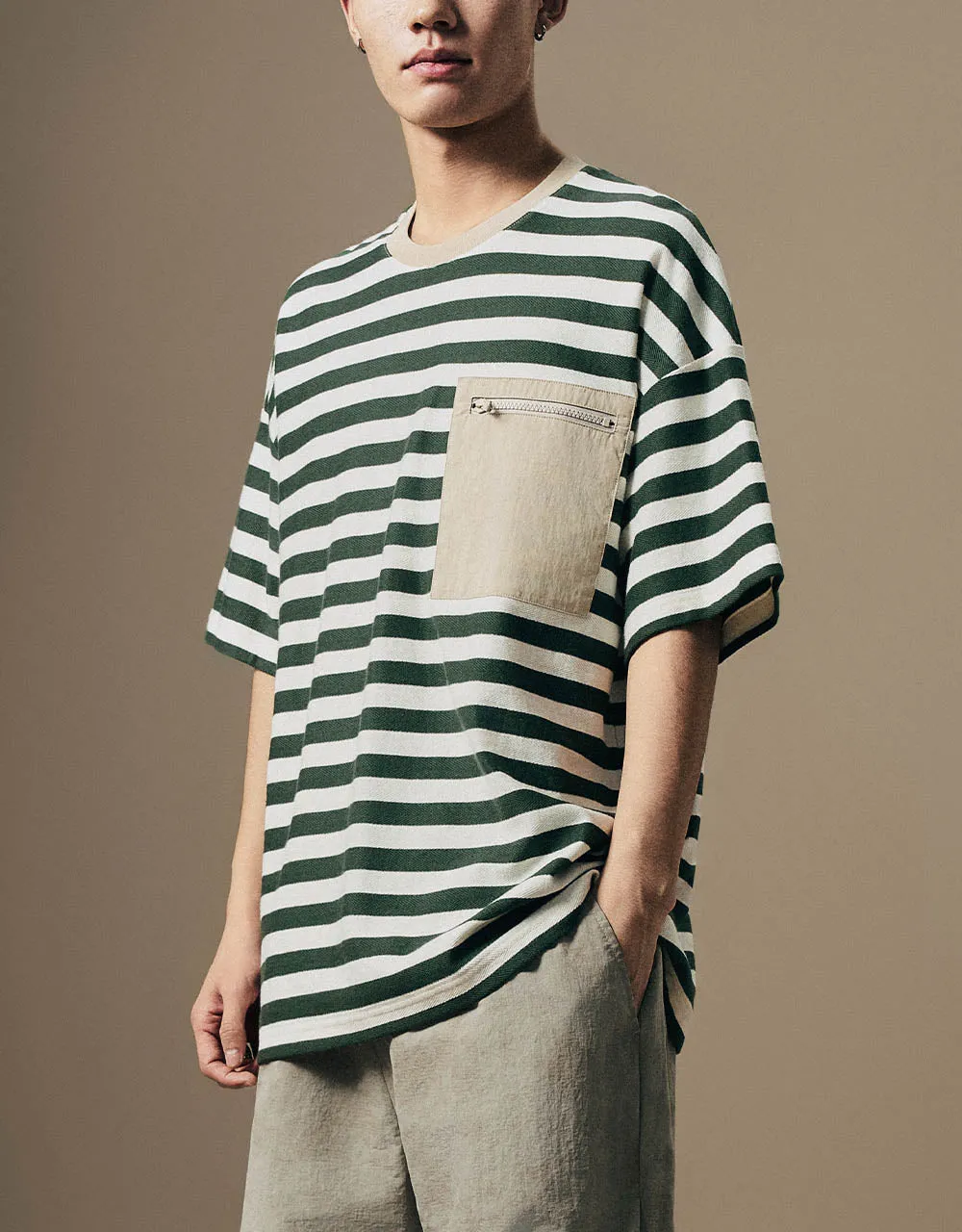 Striped Crew Neck Straight T-Shirt sold by Urban Revivo product image thumbnail 3