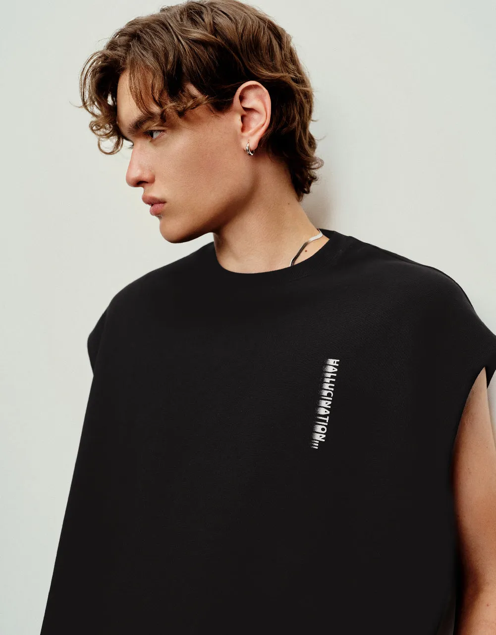 Letter Printed Crew Neck Tank Top sold by Urban Revivo product image thumbnail 5