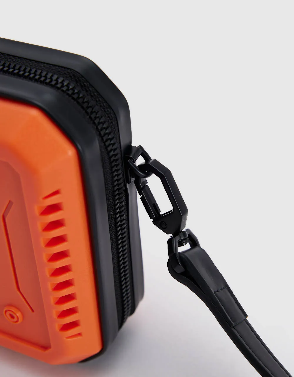 Toolbox Shape Crossbody Bag sold by Urban Revivo product image thumbnail 5