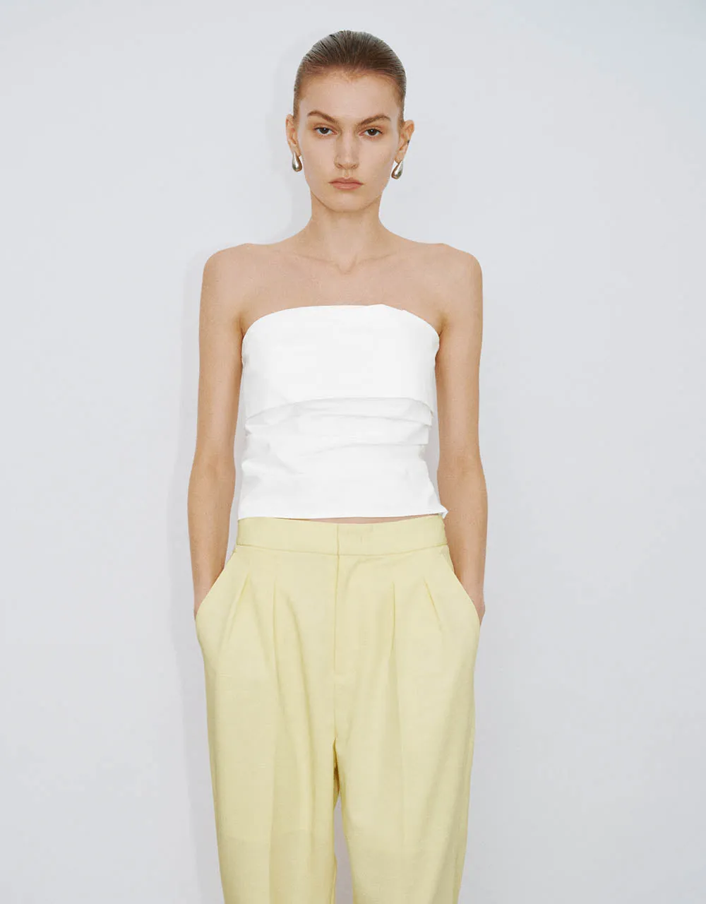Ruched Skinny Tube Top sold by Urban Revivo product image thumbnail 3