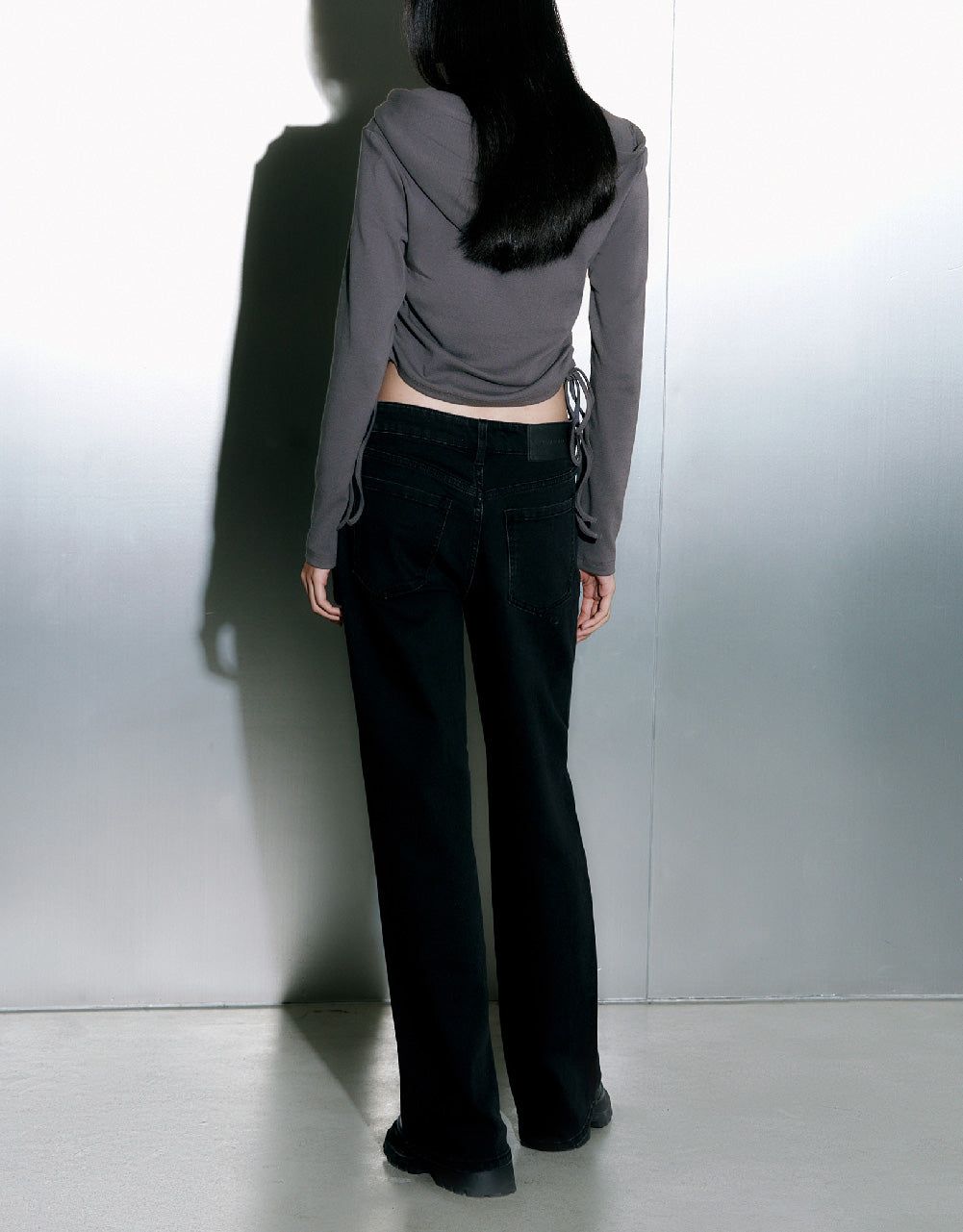 Hooded Skinny Sweatshirt sold by Urban Revivo product image thumbnail 4