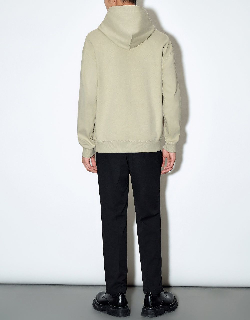 Drop Shoulder Sleeve Hooded Sweatshirt sold by Urban Revivo product image thumbnail 3