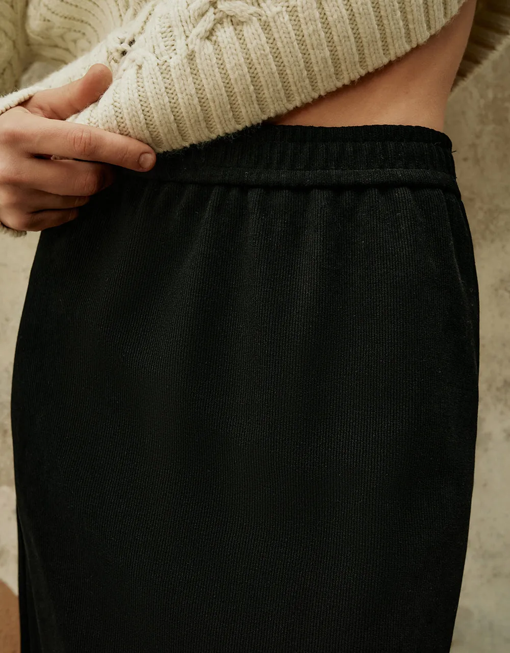 Elastic Waist Knitted Straight Skirt sold by Urban Revivo product image thumbnail 5