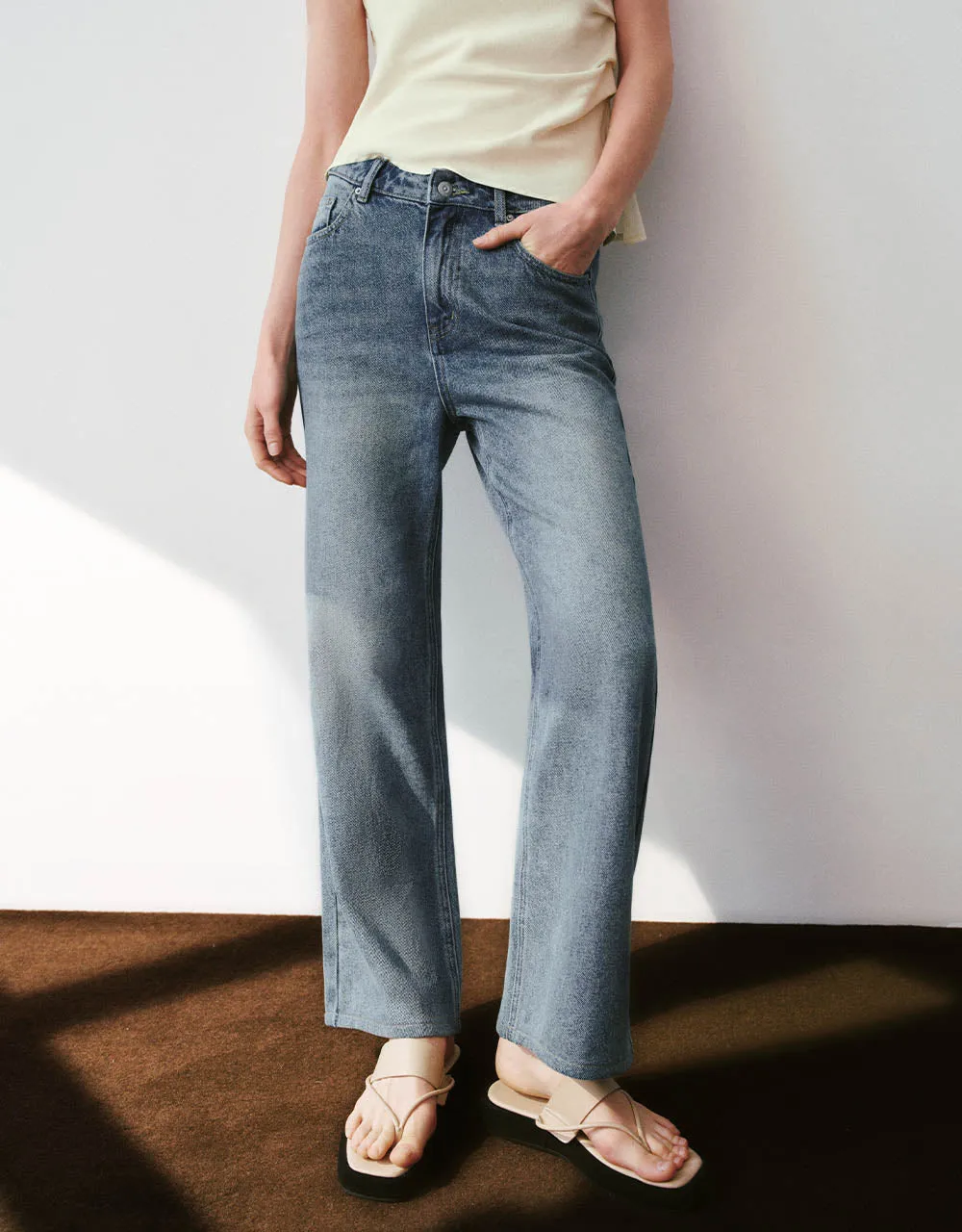 Straight Jeans sold by Urban Revivo product image thumbnail 3