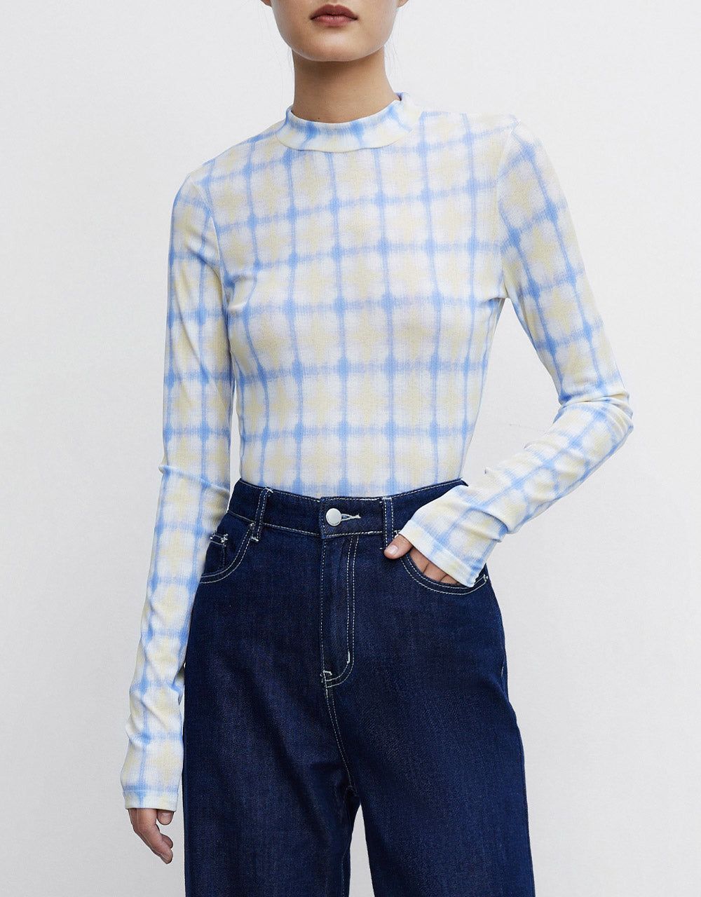 Plaid Knited T-Shirt sold by Urban Revivo product image thumbnail 2